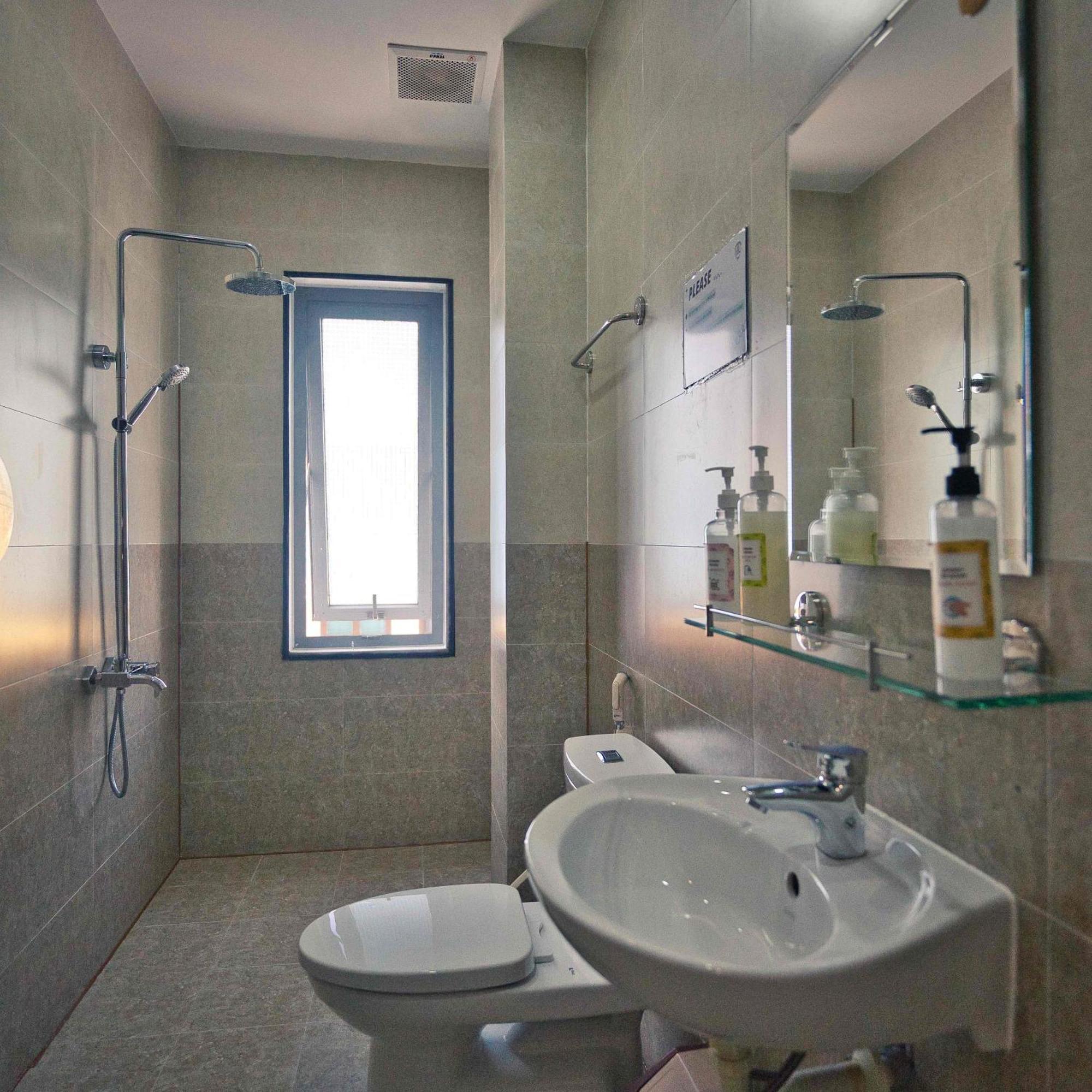 הוי אן The Imperfect Downtown Hostel מראה חיצוני תמונה